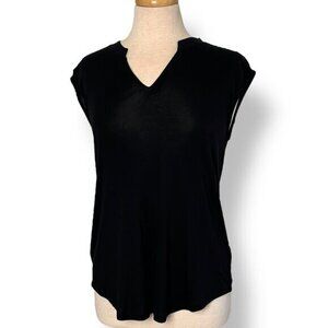 CAbi Black Notch Tee V neck short sleeve Size XS Womens